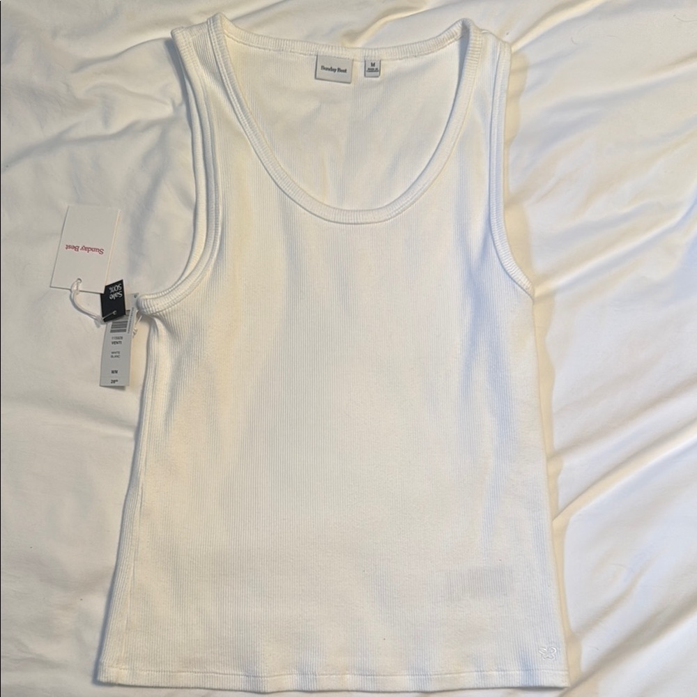 Aritzia Sunday Best While Tank Sz:M NWT
